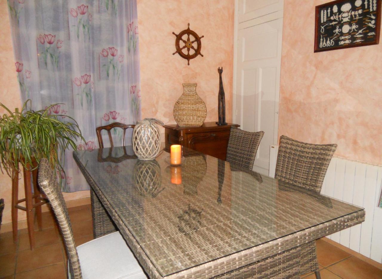 Les Hirondelles Chambres D'Hotesセル エクステリア 写真